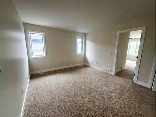 148 Manchester Way Nw, Fort Mcmurray, AB - Indoor Photo Showing Other Room