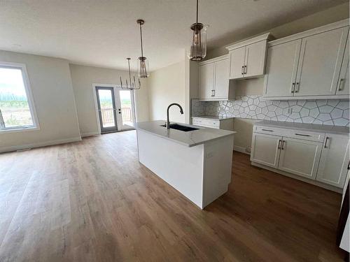 148 Manchester Way Nw, Fort Mcmurray, AB - Indoor Photo Showing Kitchen With Upgraded Kitchen