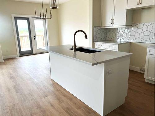 148 Manchester Way Nw, Fort Mcmurray, AB - Indoor Photo Showing Kitchen