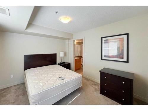 215-118 Millennium Drive, Fort Mcmurray, AB - Indoor Photo Showing Bedroom