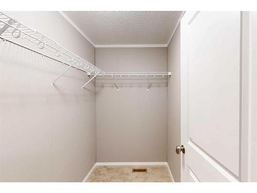 116 Grandview Crescent, Fort Mcmurray, AB - Indoor With Storage