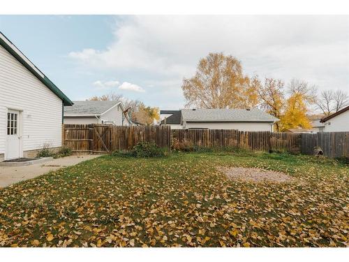 23 Maciver Street, Fort Mcmurray, AB - Outdoor