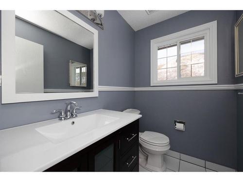 168 Grayling Crescent, Fort Mcmurray, AB - Indoor Photo Showing Bathroom