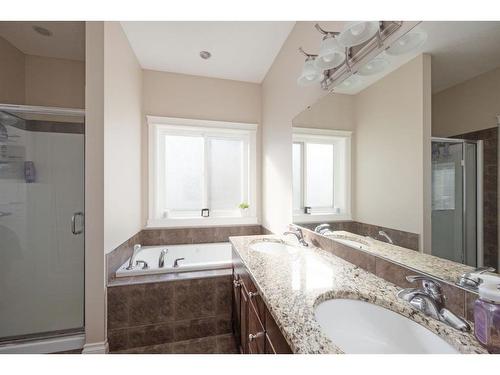 177 Diamondstone Ridge, Fort Mcmurray, AB - Indoor Photo Showing Bathroom