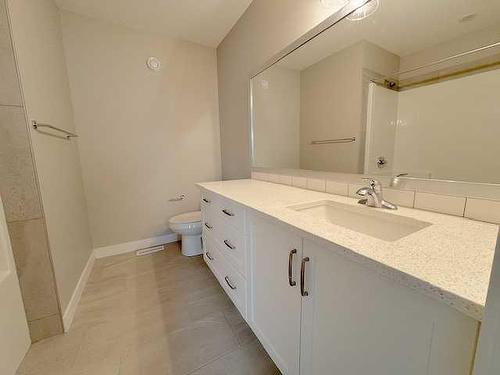 16-441 Millennium Drive, Fort Mcmurray, AB - Indoor Photo Showing Bathroom