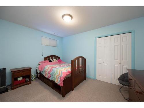 146 Smallwood Street, Fort Mcmurray, AB - Indoor Photo Showing Bedroom