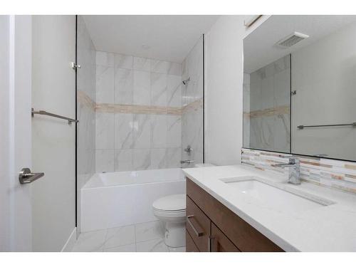 209 Siltstone Place, Fort Mcmurray, AB - Indoor Photo Showing Bathroom