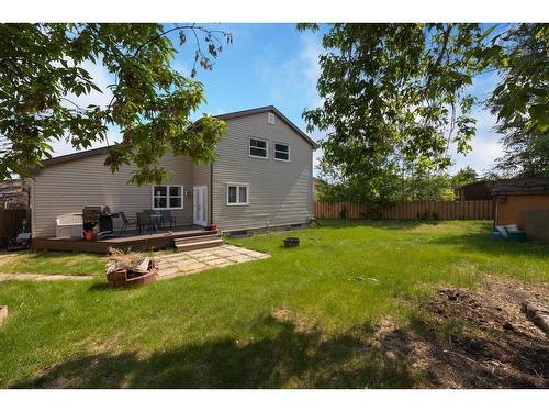 118 Farrell Cove, Fort Mcmurray, AB - Outdoor With Deck Patio Veranda With Backyard