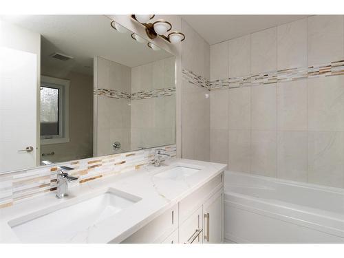 149 Shalestone Place, Fort Mcmurray, AB - Indoor Photo Showing Bathroom