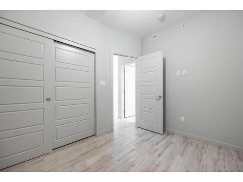 407-8106 Fraser Avenue, Fort Mcmurray, AB - Indoor Photo Showing Other Room