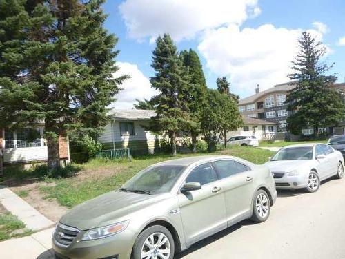 10102, 10104, 10106 Manning Avenue, Fort Mcmurray, AB 