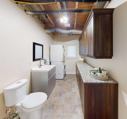 174081 Hwy 855 Highway, Atmore, AB - Indoor Photo Showing Bathroom
