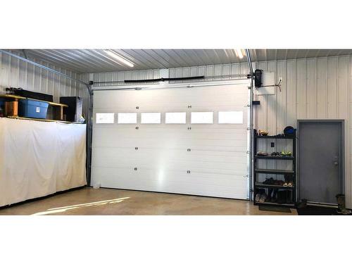 174081 Hwy 855 Highway, Atmore, AB - Indoor Photo Showing Garage