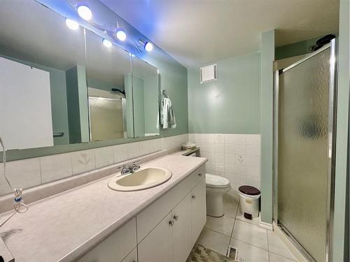10007 Churchill Drive, Lac La Biche, AB - Indoor Photo Showing Bathroom