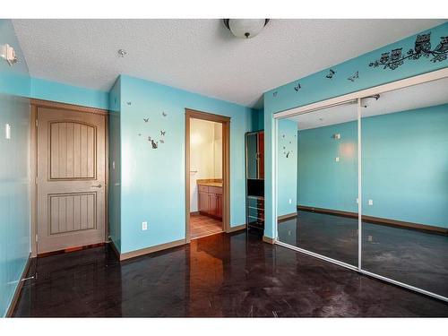 419-8535 Clearwater Drive Ne, Fort Mcmurray, AB - Indoor Photo Showing Other Room
