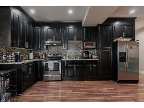 159 Killdeer Way, Fort Mcmurray, AB - Indoor Photo Showing Kitchen With Upgraded Kitchen