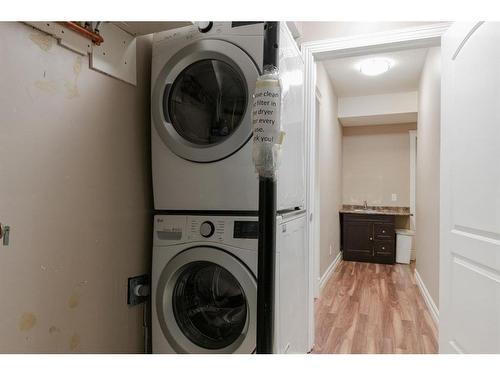 159 Killdeer Way, Fort Mcmurray, AB - Indoor Photo Showing Laundry Room