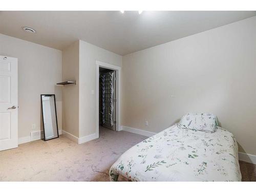 247 Killdeer Way, Fort Mcmurray, AB - Indoor Photo Showing Bedroom
