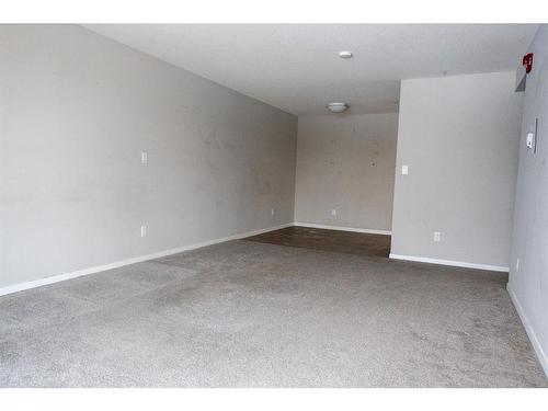 1327-201 Abasand Drive, Fort Mcmurray, AB - Indoor Photo Showing Other Room