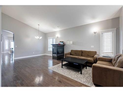 427 Fireweed Crescent, Fort Mcmurray, AB - Indoor Photo Showing Living Room