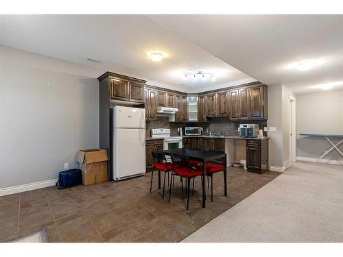 427 Fireweed Crescent, Fort Mcmurray, AB - Indoor Photo Showing Kitchen
