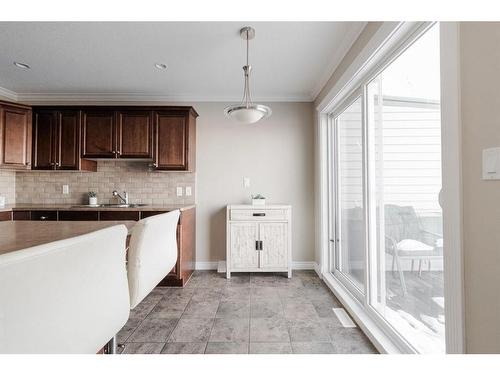17-193 O'Coffey Crescent, Fort Mcmurray, AB - Indoor Photo Showing Kitchen