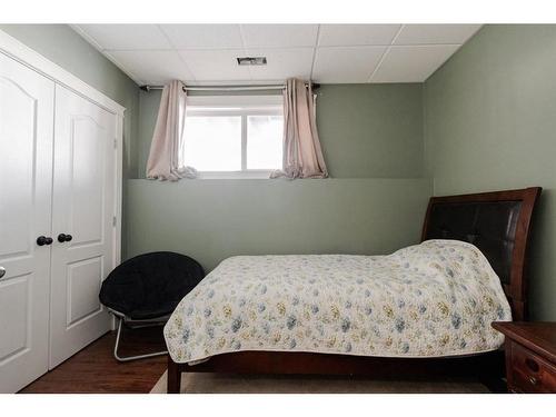 17-193 O'Coffey Crescent, Fort Mcmurray, AB - Indoor Photo Showing Bedroom