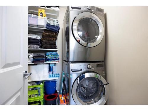 110 Aspenhill Drive, Fort Mcmurray, AB - Indoor Photo Showing Laundry Room