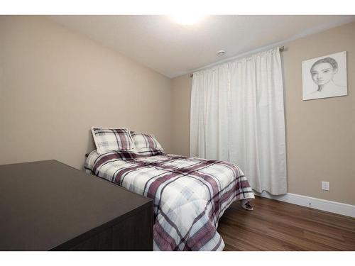 110 Aspenhill Drive, Fort Mcmurray, AB - Indoor Photo Showing Bedroom