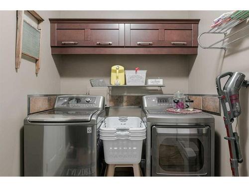 135 Crane Place, Fort Mcmurray, AB - Indoor Photo Showing Laundry Room