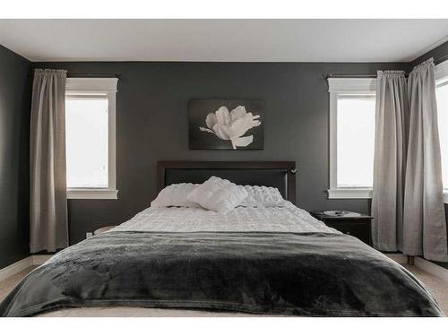 135 Crane Place, Fort Mcmurray, AB - Indoor Photo Showing Bedroom