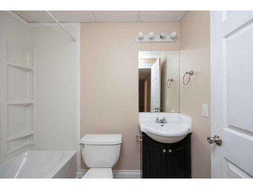 181 Rainbow Creek Drive, Fort Mcmurray, AB - Indoor Photo Showing Bathroom
