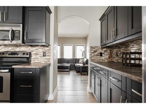 9-300 Sparrow Hawk Drive, Fort Mcmurray, AB - Indoor Photo Showing Kitchen