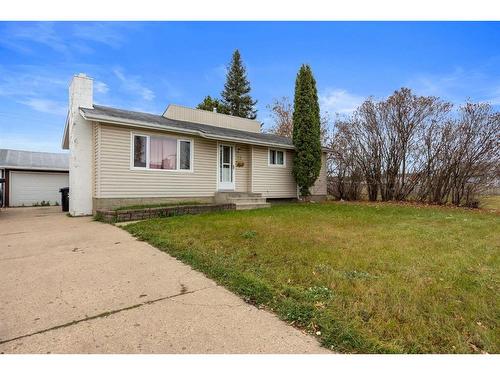 15 Maciver Street, Fort Mcmurray, AB - Outdoor