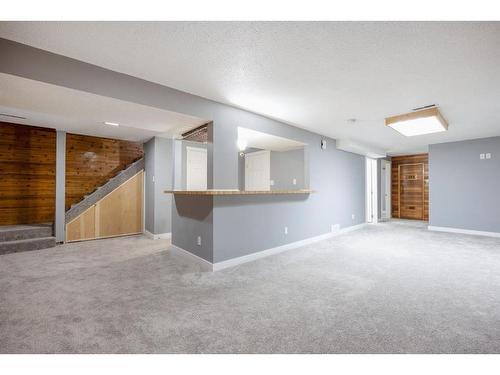 15 Maciver Street, Fort Mcmurray, AB - Indoor