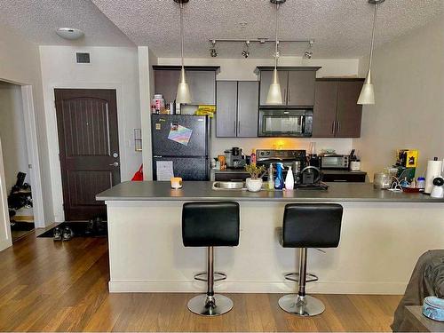 2407-135B Sandpiper Road, Fort Mcmurray, AB - Indoor Photo Showing Kitchen