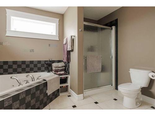 111 Crane Place, Fort Mcmurray, AB - Indoor Photo Showing Bathroom