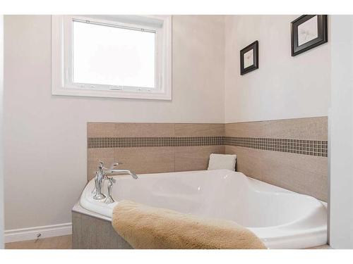 136 Brosseau Crescent, Fort Mcmurray, AB - Indoor Photo Showing Bathroom