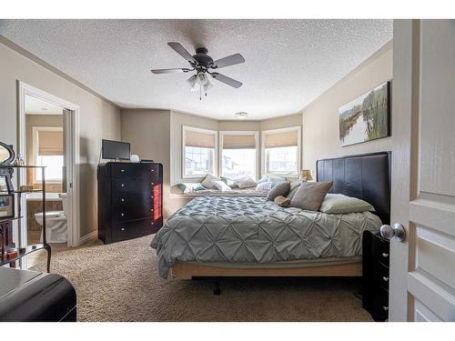 128 Sandhill Place, Fort Mcmurray, AB - Indoor Photo Showing Bedroom