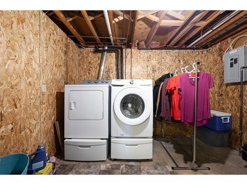 177 Sifton Avenue, Fort Mcmurray, AB - Indoor Photo Showing Laundry Room