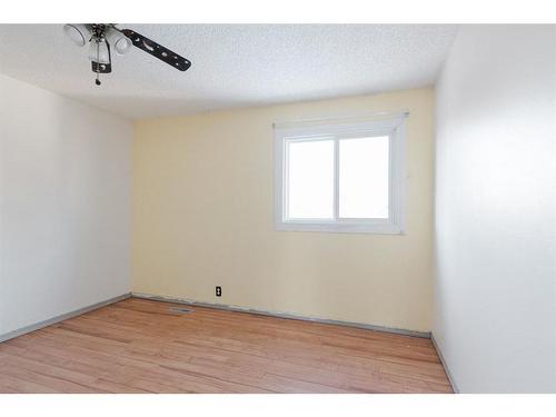 154 Bird Crescent, Fort Mcmurray, AB - Indoor Photo Showing Other Room
