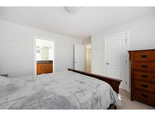 148 Grosbeak Way, Fort Mcmurray, AB - Indoor Photo Showing Bedroom
