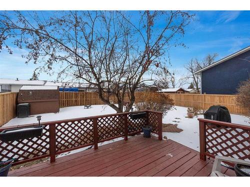 287 Cornwall Drive, Fort Mcmurray, AB - Outdoor With Deck Patio Veranda