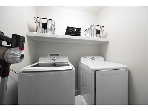 105 Arncliff Court, Fort Mcmurray, AB - Indoor Photo Showing Laundry Room