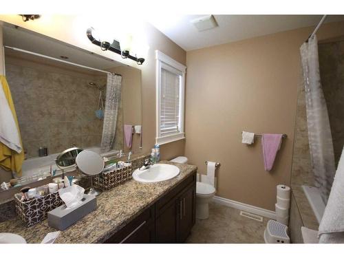 108 Grebe Road, Fort Mcmurray, AB - Indoor Photo Showing Bathroom