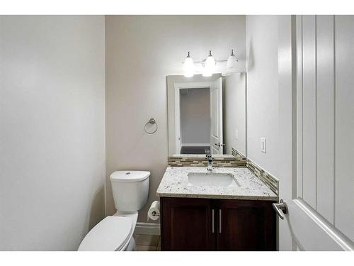 205 Heritage Drive, Fort Mcmurray, AB - Indoor Photo Showing Bathroom