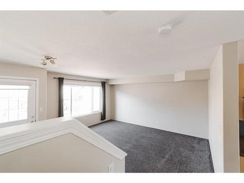 18-240 Laffont Way, Fort Mcmurray, AB - Indoor Photo Showing Other Room