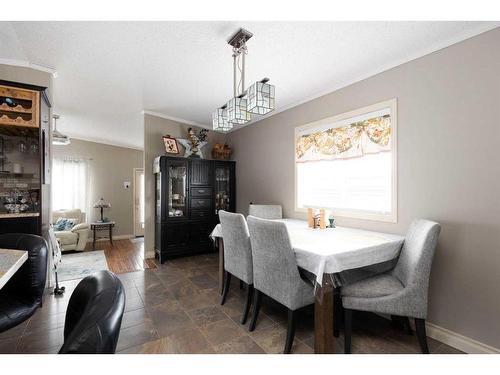 185 Card Crescent, Fort Mcmurray, AB - Indoor Photo Showing Dining Room