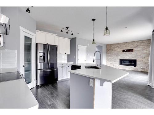 209 Blackburn Drive, Fort Mcmurray, AB - Indoor Photo Showing Kitchen With Stainless Steel Kitchen With Upgraded Kitchen