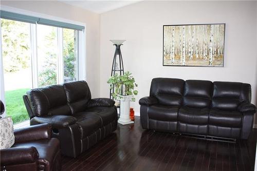 66558 663 Highway, Lac La Biche, AB - Indoor Photo Showing Living Room